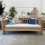 Manchu Daybed